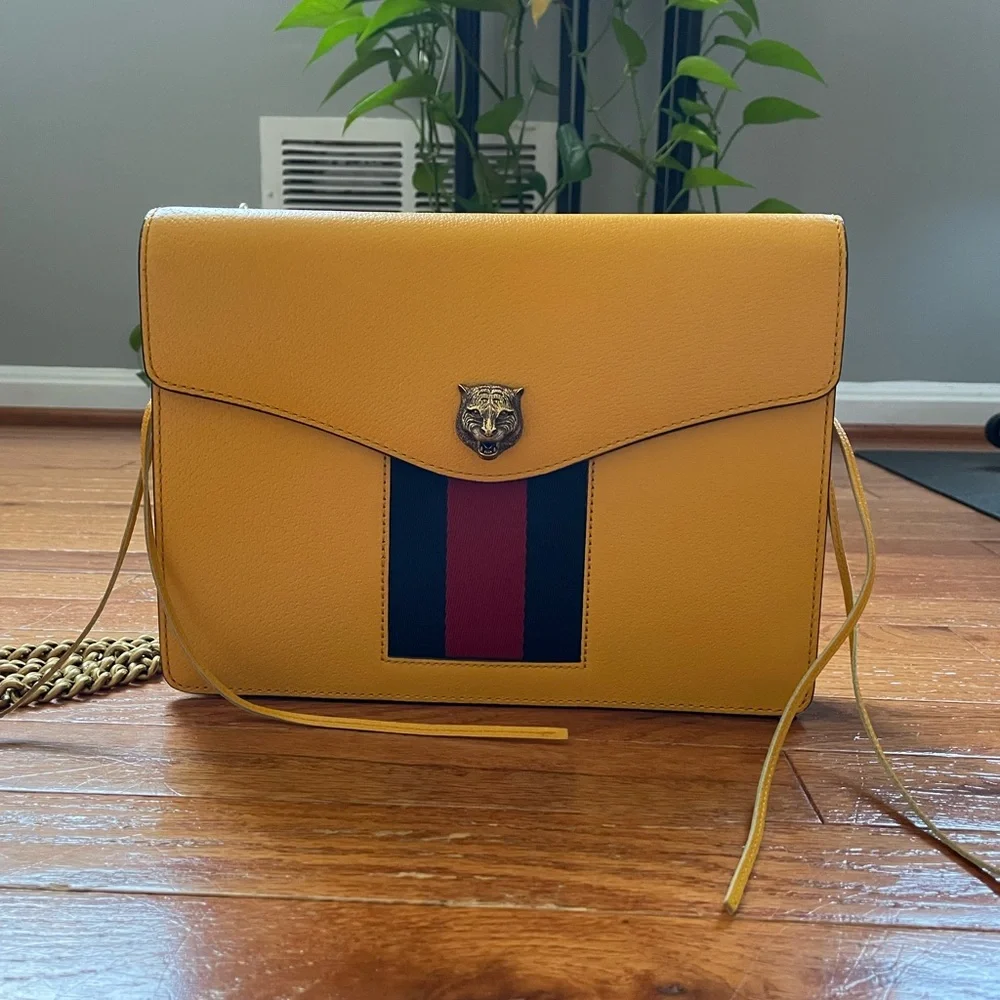 Gucci Animalier Yellow Shoulder Bag - Picture 2 of 15